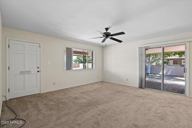 Foto del edificio - 349 N 64th St
