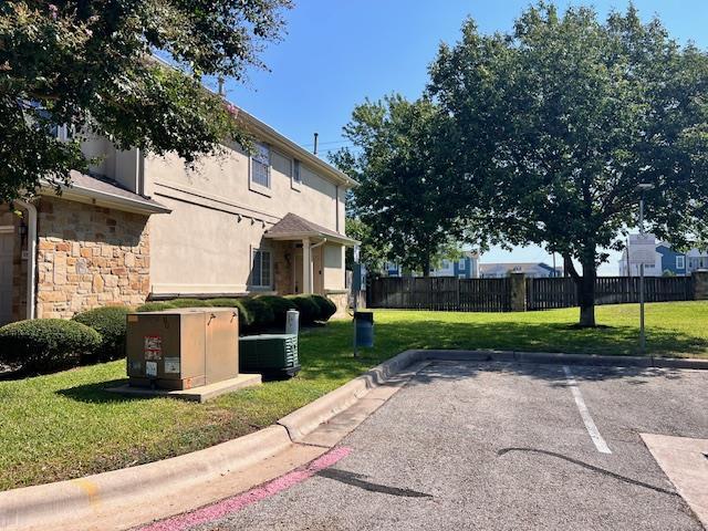 Foto del edificio - 1101 E Parmer Ln