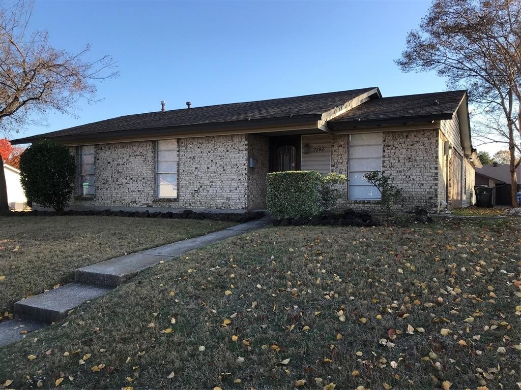 2202 Richbrook Dr, Garland, TX 75044 House Rental in Garland, TX