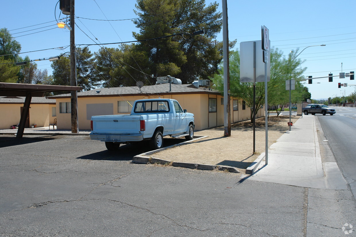 Primary Photo - La Esperanza Apartments