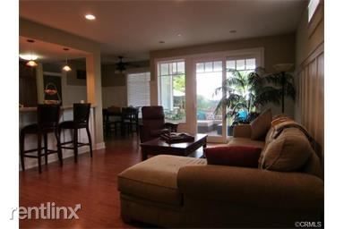 Building Photo - 34521 Via Espinoza