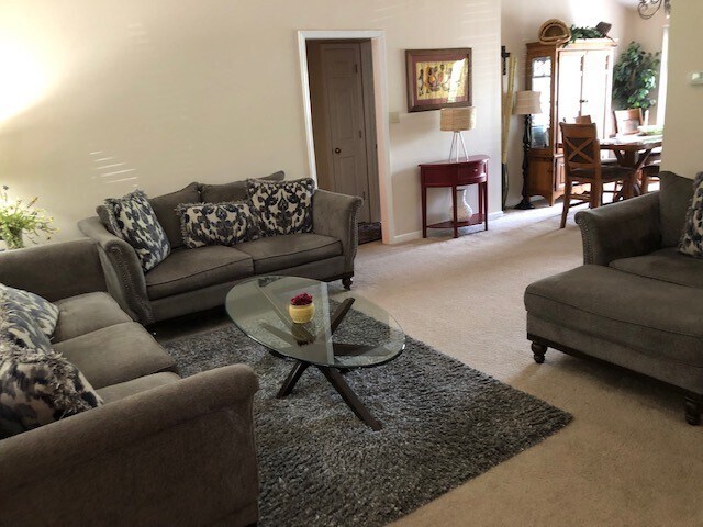 Photo - 3BR 2BA One level, West Knox off Westland House