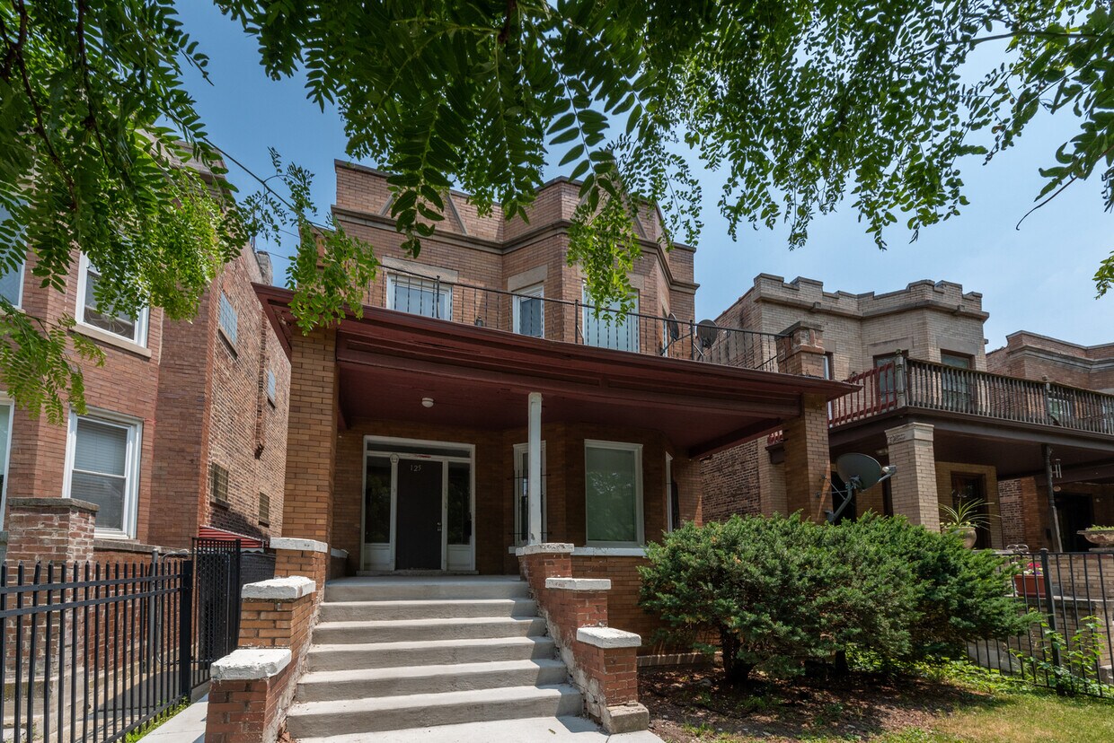 Primary Photo - 125 N Mayfield Ave