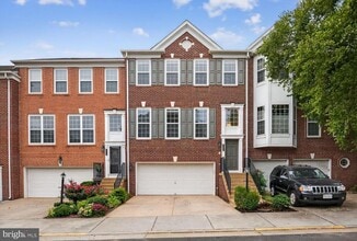 Building Photo - 8908 Purple Lilac Cir