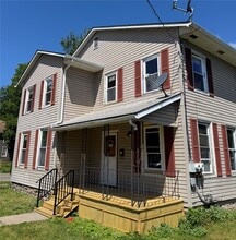 Building Photo - 470 W 1st St