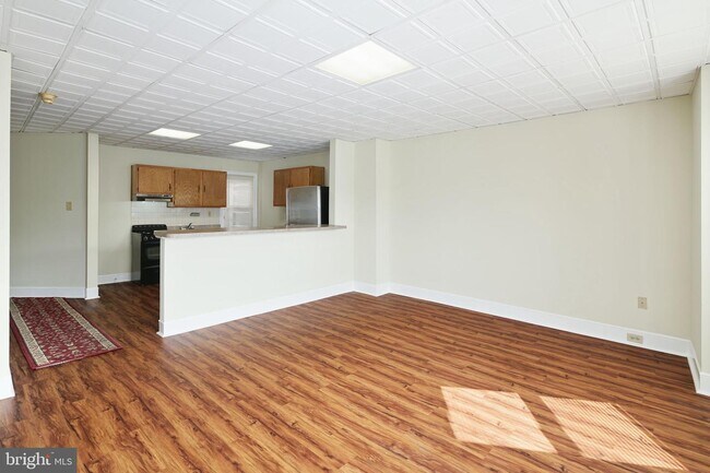 Building Photo - 6904 Torresdale Ave