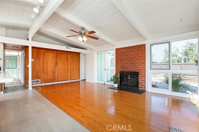 Foto del edificio - 3315 Stevely Ave