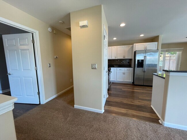 Foto del edificio - 3511 Cedar Glen Way