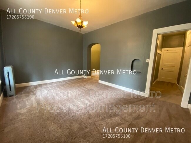 Foto del edificio - 1256 N Clarkson St