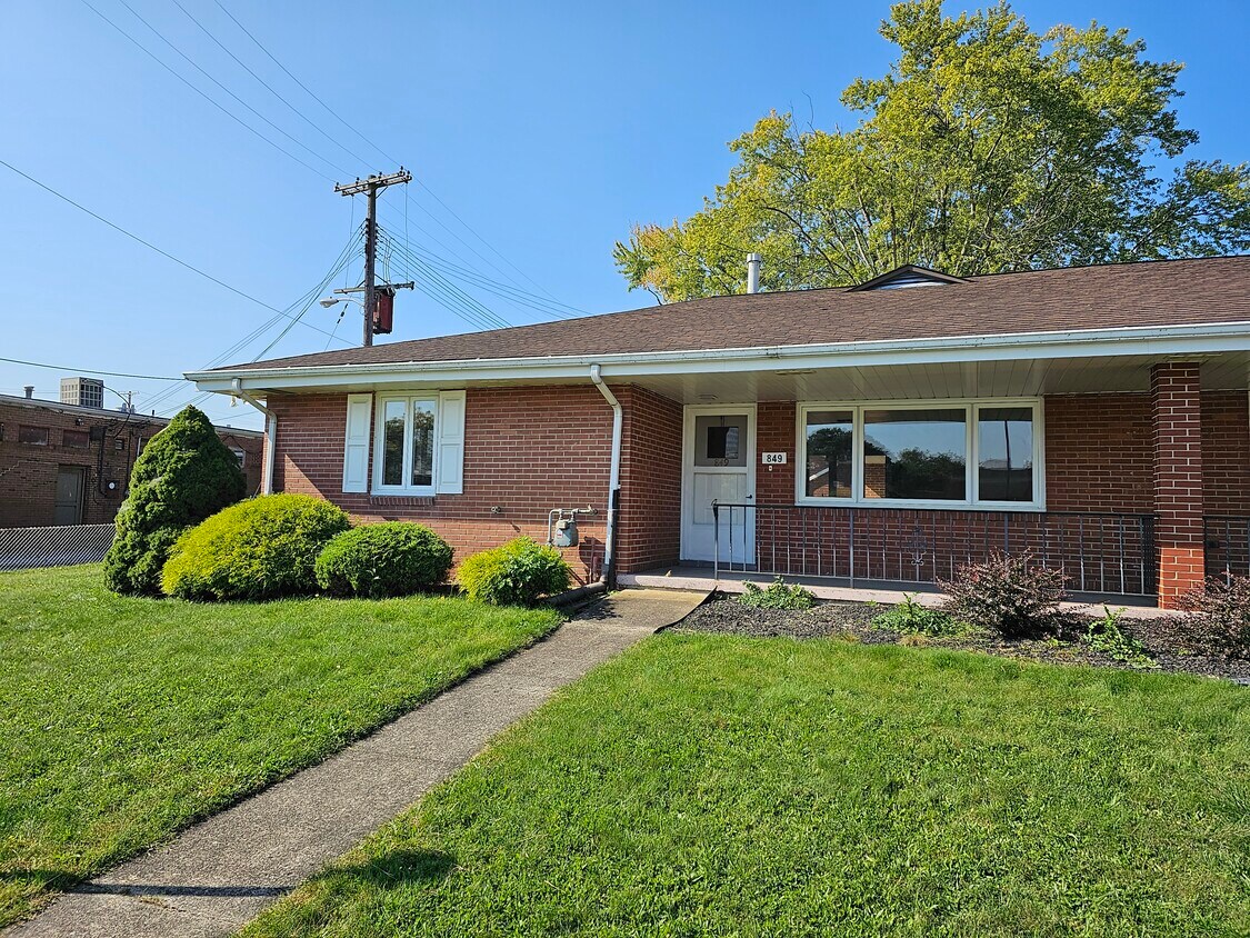 849 21st St, Aliquippa, PA 15001 Townhome Rentals in Aliquippa PA