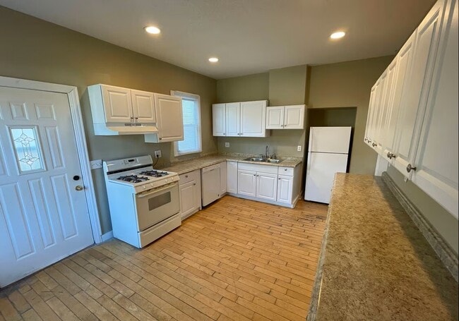 Foto del edificio - 1121 7th St SE