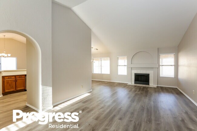 Building Photo - 7586 W Montebello Ave