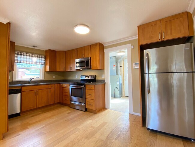 Foto del edificio - 5617 SW Lander St