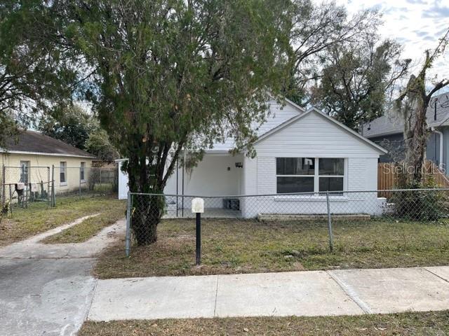 Primary Photo - 4103 E Comanche Ave