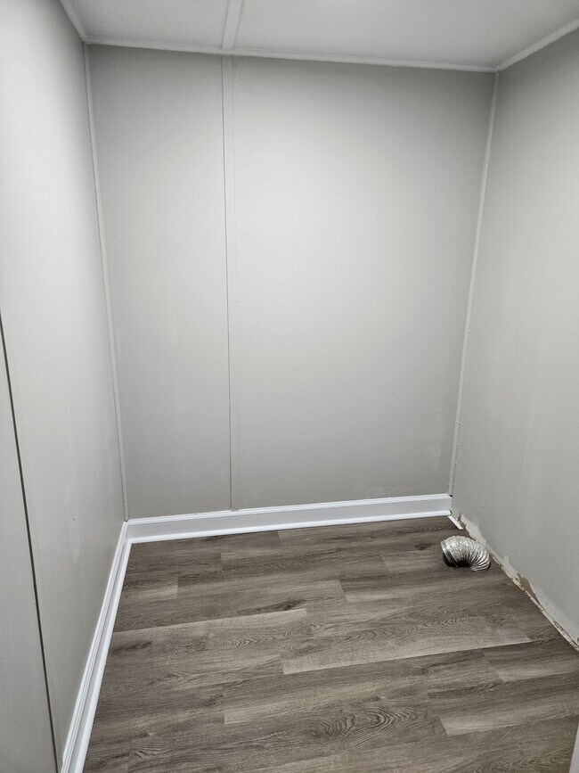 Foto del edificio - 118 Oakridge Dr