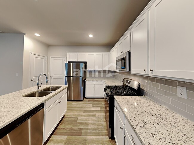 Building Photo - 373 Winston Cir