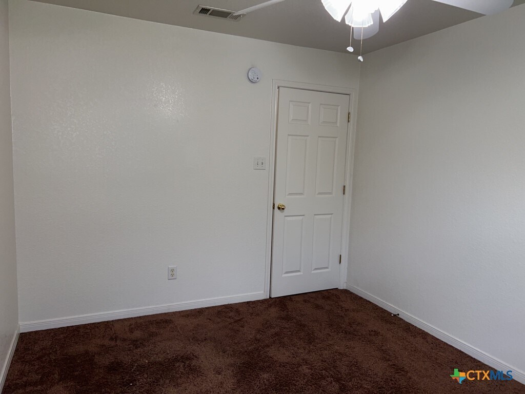 Foto del edificio - 308 Cedar Ridge Dr