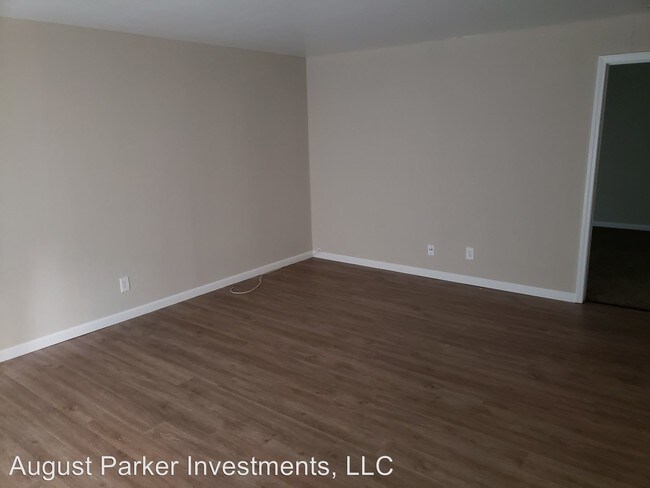 Building Photo - 1105 Olive Village Ct