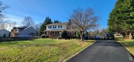 Building Photo - 4212 Misty Ridge Dr