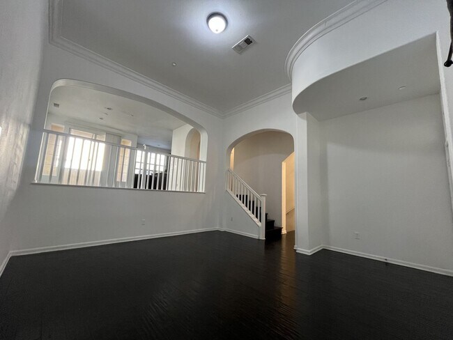 Building Photo - GORGEOUS DOS LAGOS Townhome 3/2.5  RESORT ...