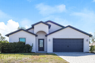 Building Photo - 3609 NE 22nd Ave