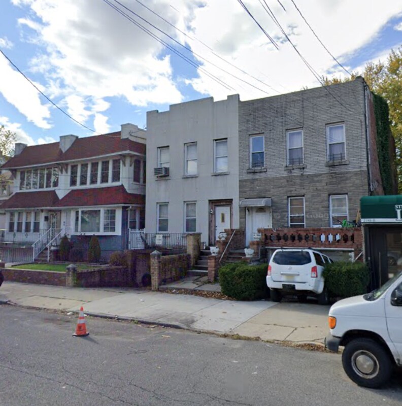 Foto principal - 2190 E 47th St