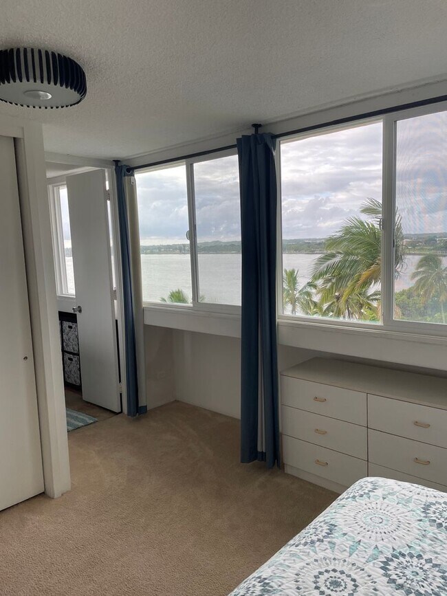 Foto del edificio - Beautiful Ocean View & Conveniently Located