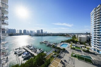 Building Photo - 18071 Biscayne Blvd