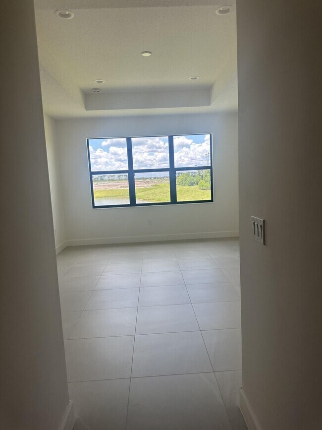Foto del edificio - 12292 SW Compass Pt Dr