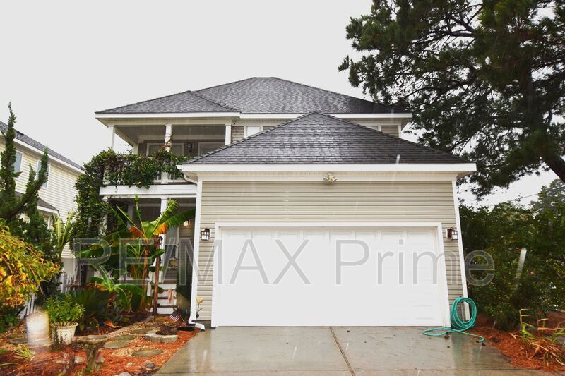 Primary Photo - 2245 Beech St