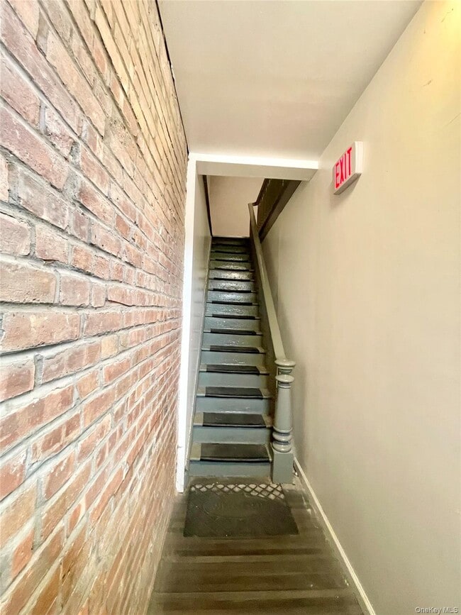 Building Photo - 2 Liberty St