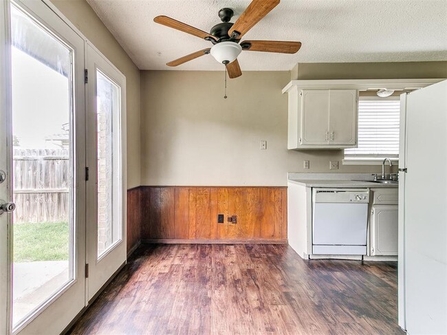 Foto del edificio - 1303 Homeland Ave