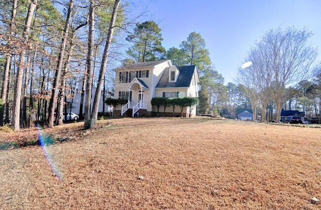 Building Photo - Charming 3 BR/2Bath Home on Cul-de-sac Lot!