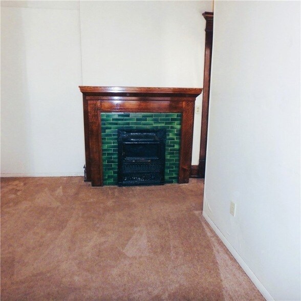 Foto del edificio - 360 Duncan Ave