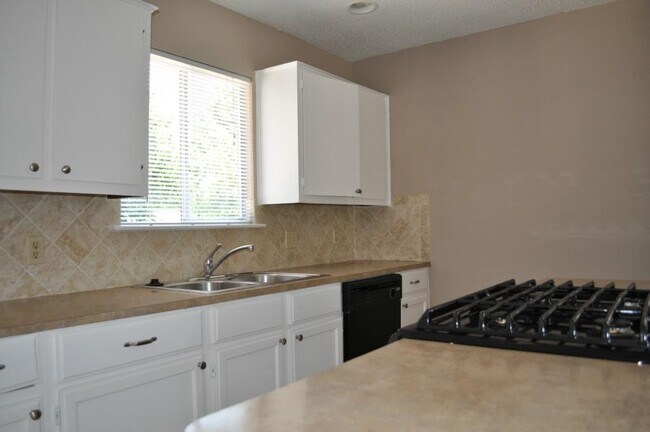 Foto del edificio - 1214 Austin Highlands Blvd