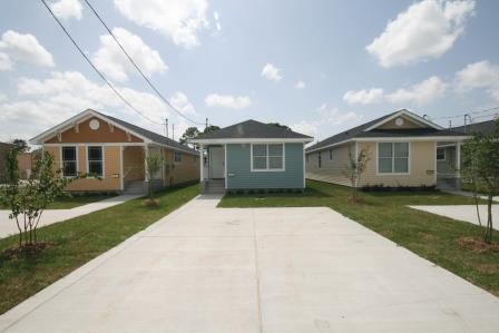 Primary Photo - 1728 Huey P Long Ave