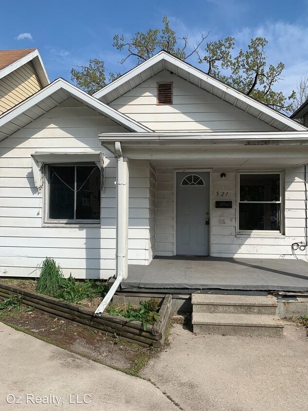 Primary Photo - 2 br, 1 bath House - 521 South Detroit Avenue