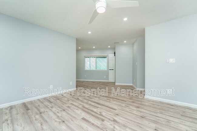 Foto del edificio - 1333 Stillwood Dr NE