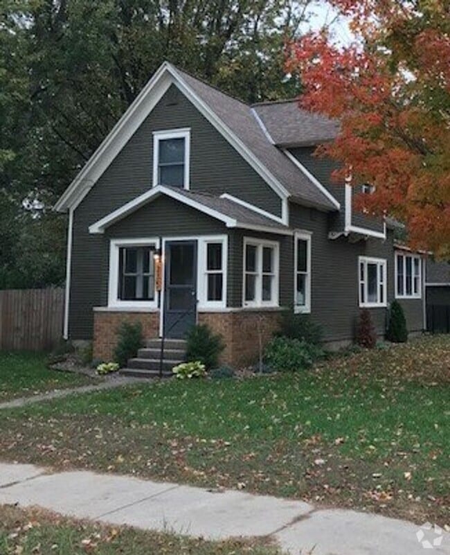 Building Photo - 235 W McKinley Ave