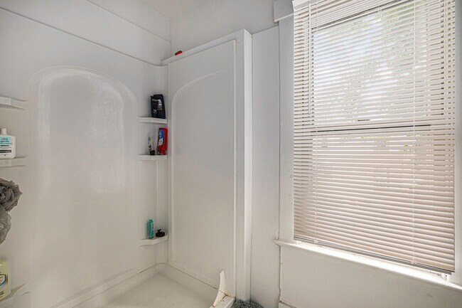 Foto del edificio - 515 S 4th Ave