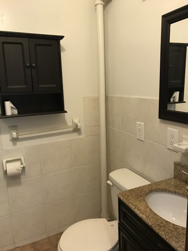 Foto principal - 718 4th Ave