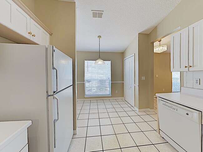 Foto del edificio - 289 Pine Trace Dr