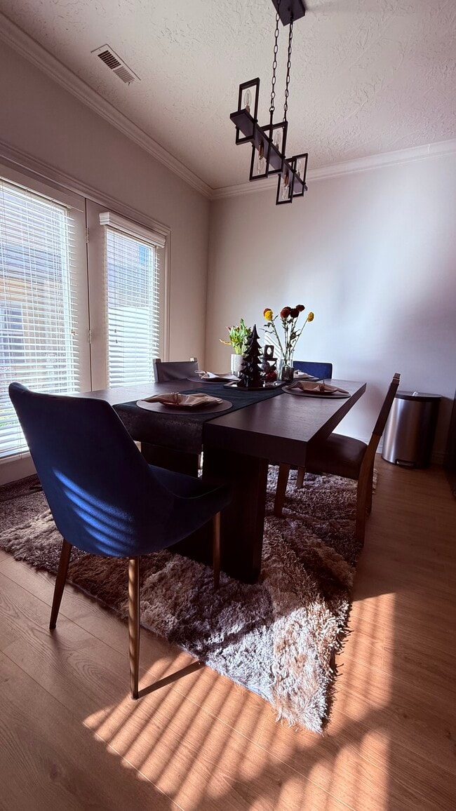 Foto del edificio - 6784 Sienna Park Ln