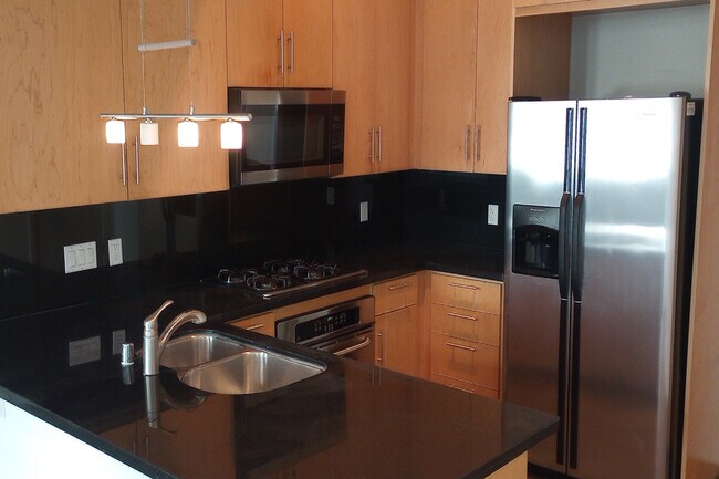 Foto del edificio - 1050 Island Ave