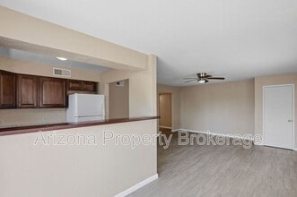 Building Photo - 607 W Rio Salado Pkwy