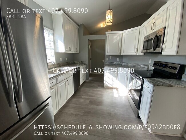 Foto del edificio - 753 Olympic Circle - N1 | $1850 | 3 beds, ...