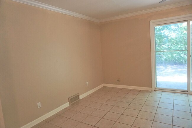 Building Photo - 2 Bed 1.5 Bath 1 Car Garage in Henderson Hills Addition Edmond, OK