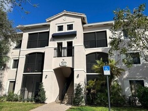 Building Photo - 3021 Alcazar Pl