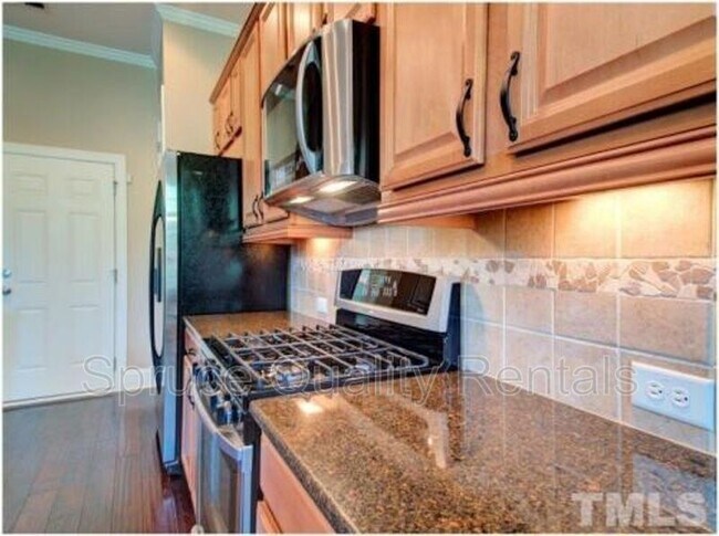 Building Photo - 509 Santorini Dr