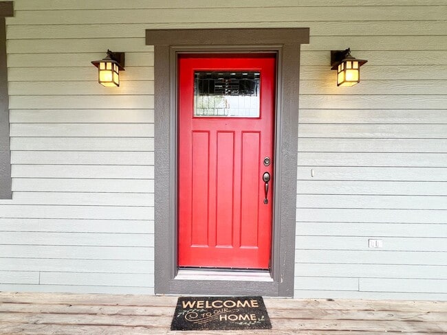 Photo - Graceful Craftsman Style Home in Bradburn